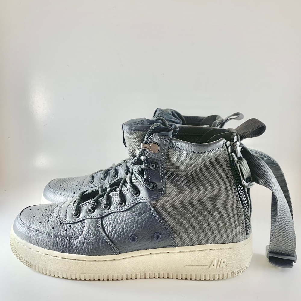 NIKE SF AF1 MID (GS)